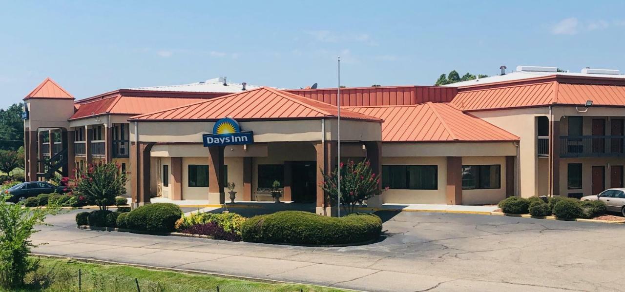 Days Inn By Wyndham Колумбус Экстерьер фото